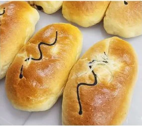 Pisang Coklat Keju dari katalog Roti Gendut