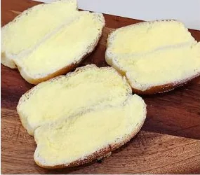 Sisir Mentega dari katalog Roti Gendut